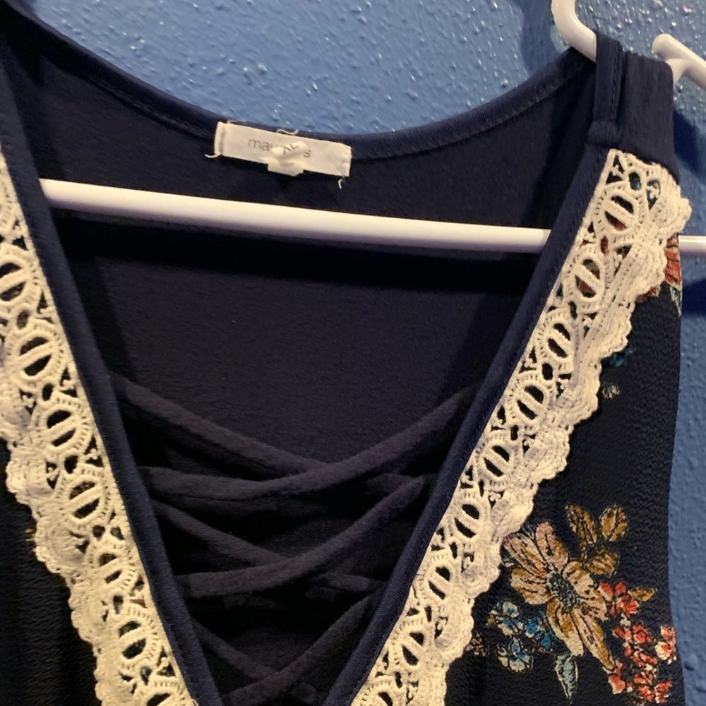 Tank top - Picture 2 of 2